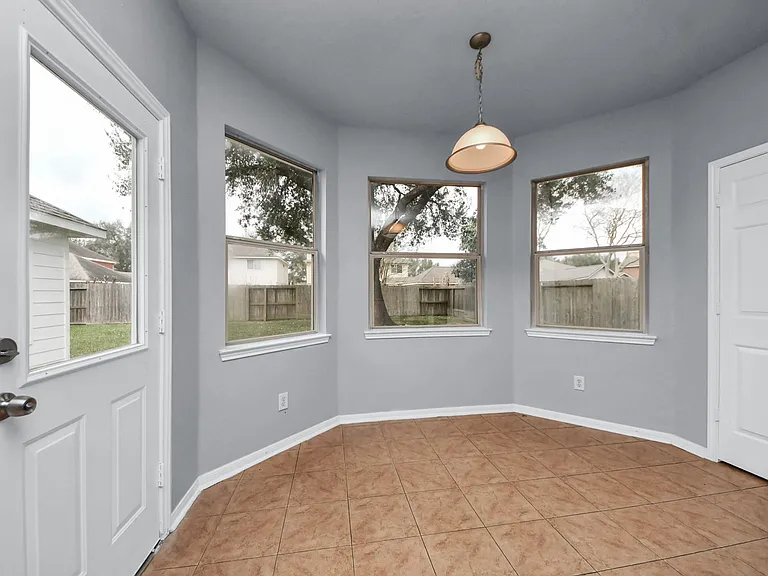 9711 Andrews Ln — Photo 22