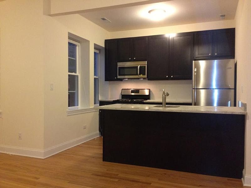 1st image of 2035 W Arthur Ave APT 1W