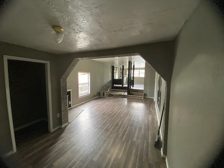 1003 SW 16th St — Photo 11