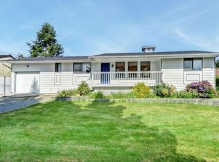458 Stirling Dr, Camano Island, WA 98282