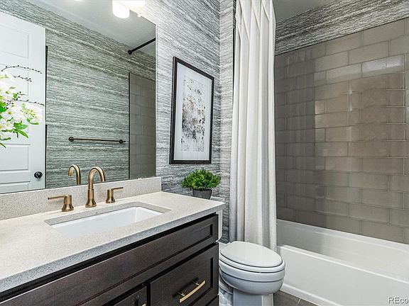 4th image of 1077 E Witherspoon Dr
