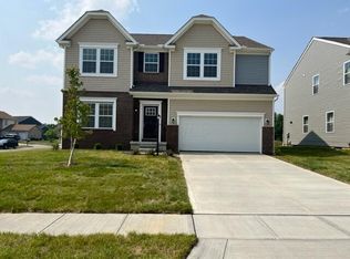 471 Wagon Ave, Pataskala, OH 43062