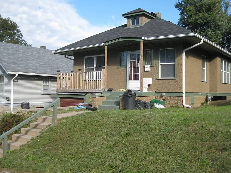 2556 Vane St — Photo 11