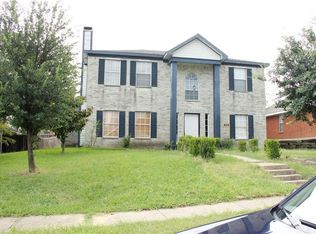 1210 Woodcrest Dr, Garland, TX