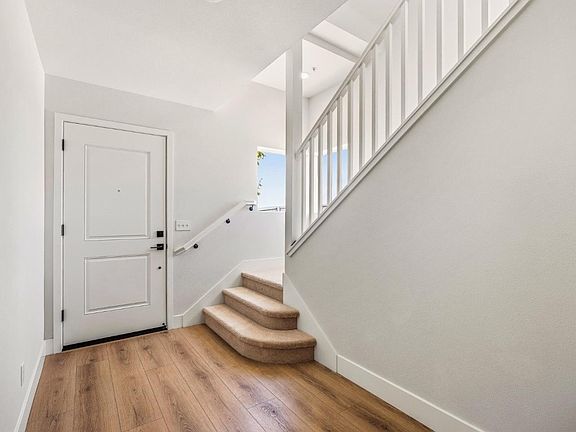 2nd image of 141 Skyline Vista Way