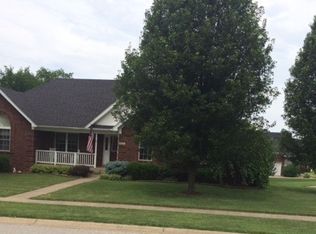 9411 Exhibition Ct, Louisville, KY