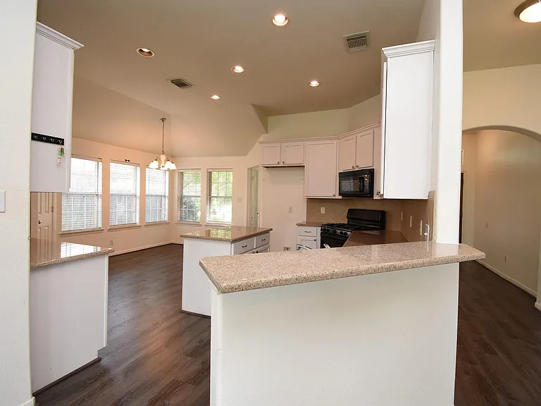 128 Long Canyon Ln — Photo 10