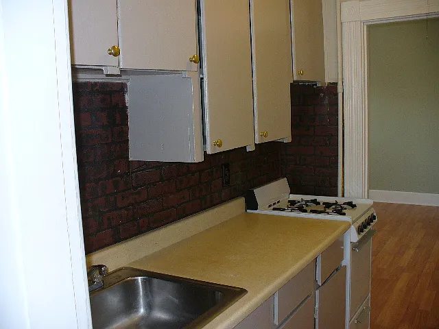 1016 Mineral Spring Ave #1R — Photo 5