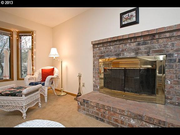 4th image of 29451 SW Courtside Dr