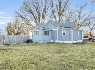 201 W Holden St, Tolono, IL 61880