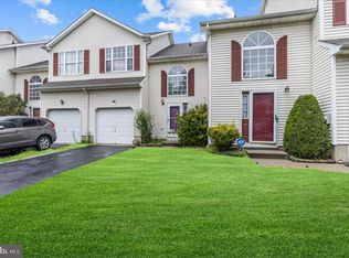 28 Fawn Ct, Lumberton, NJ 08048