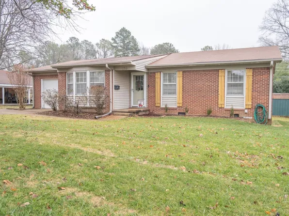 110 Evergreen St, Martin, TN 38237