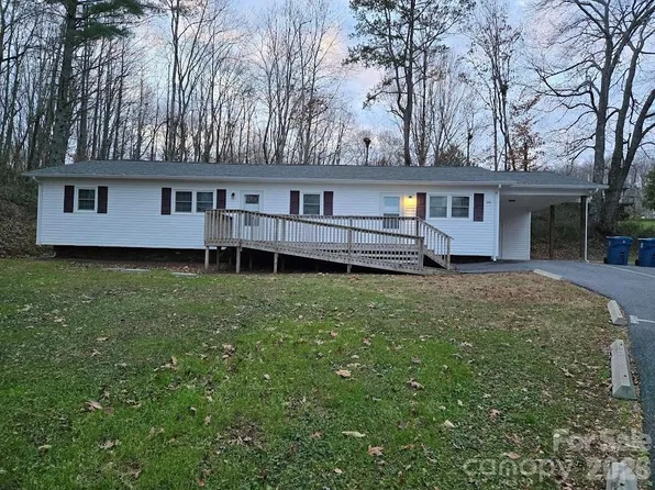 2191 Maple Valley Pl, Lenoir, NC 28645