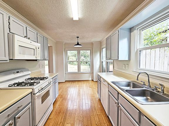 Enjoy a cozy meal in this breakfast nook!