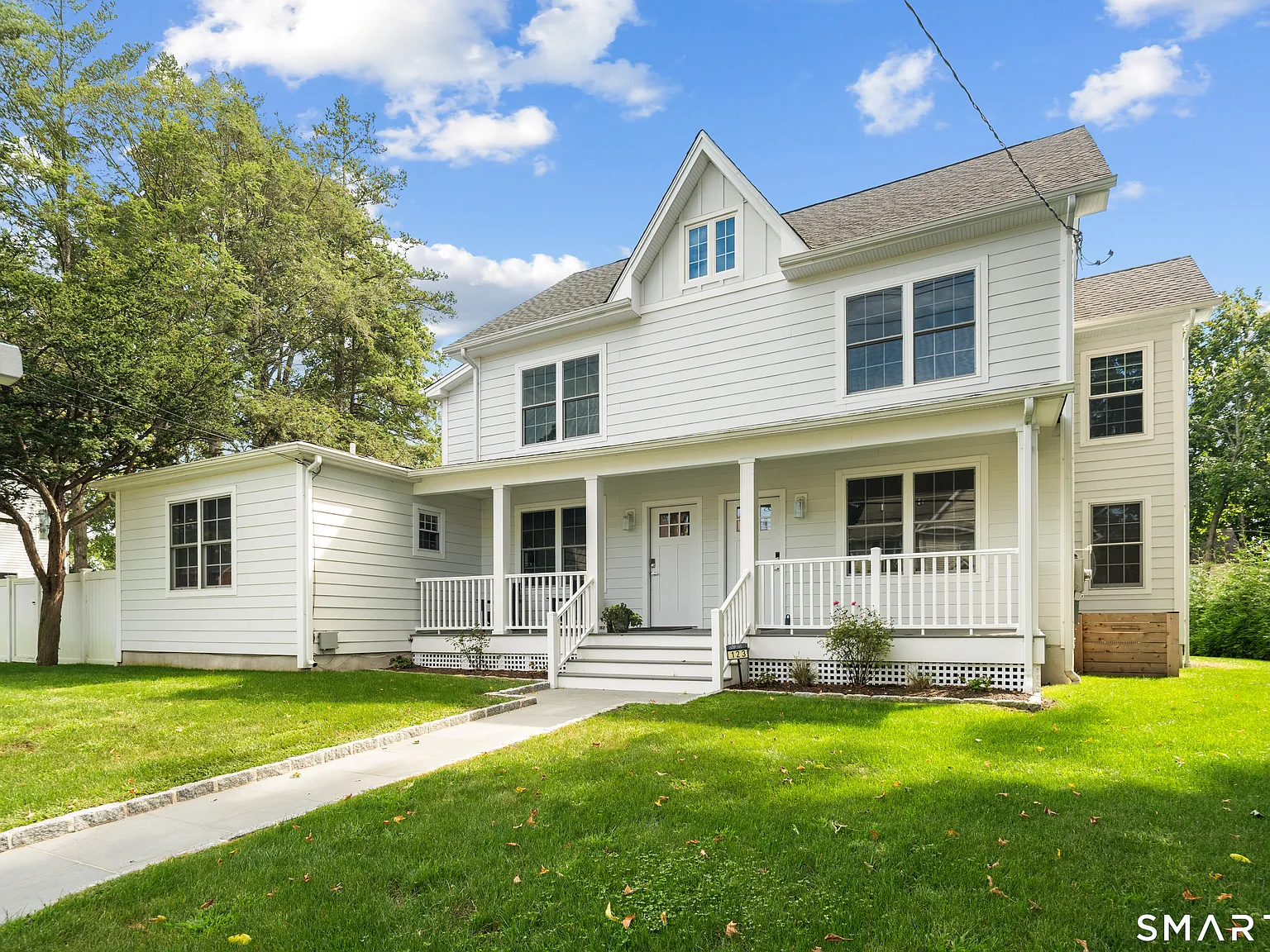4 bed, 2.0 bath, 1875 sqft, $6,750 — Photo 2