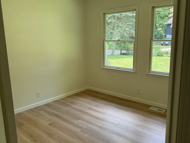 18068 Meyers Dr — Photo 5
