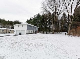 35 Eberle Rd, Latham, NY 12110