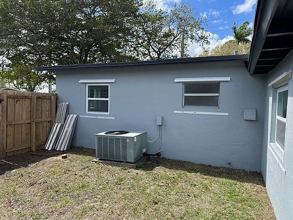 5th image of 6737 Raleigh St