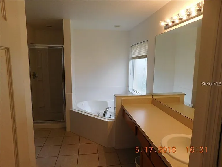 806 Solana Cir — Photo 13