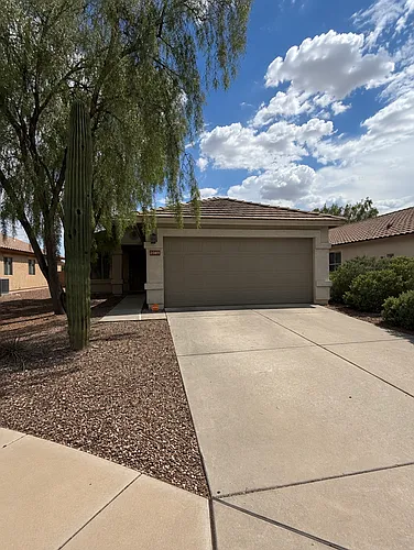 2049 W Silver Grass Pl Photo 1