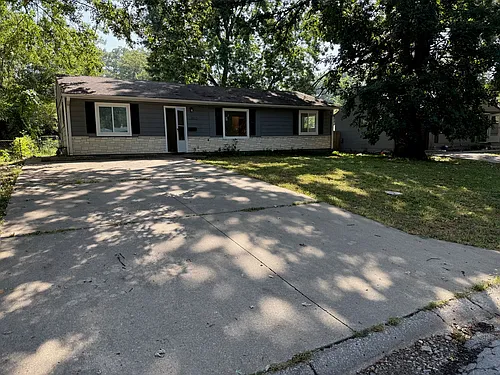 10715 Ewing Dr Photo 1