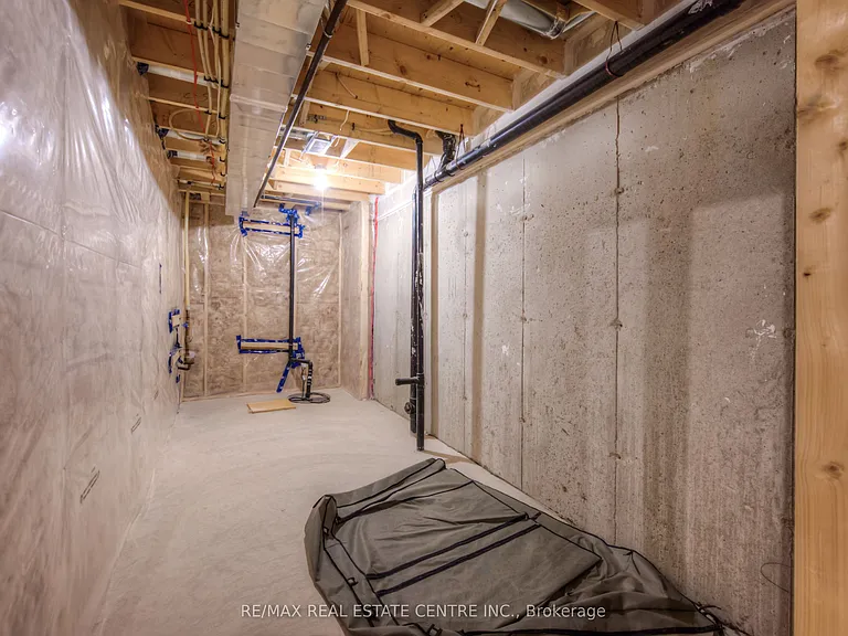 322 Bradshaw Dr — Photo 22