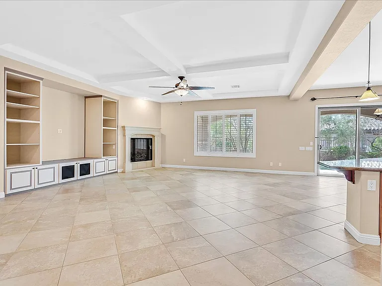 2809 Sisteron Ct — Photo 4