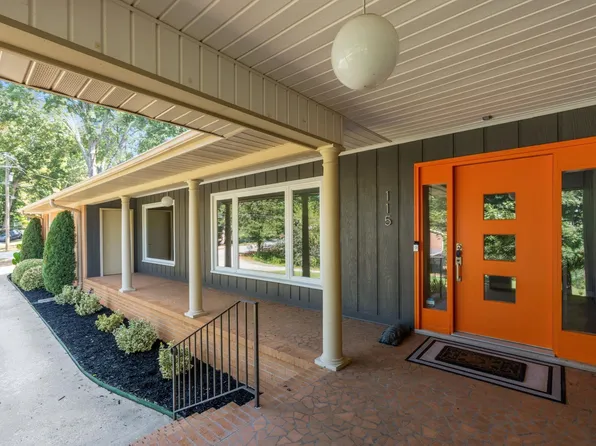 115 Cannon Ln, Taylors, SC 29687