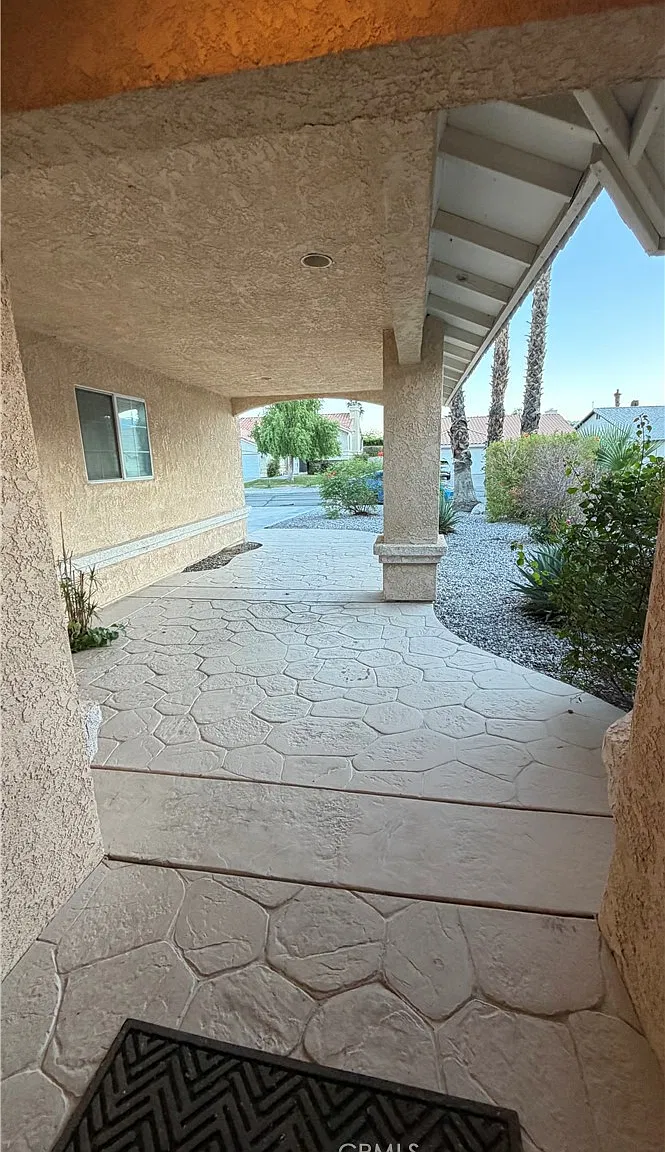 3 bed, 2.5 bath, 2230 sqft, $3,900 — Photo 3
