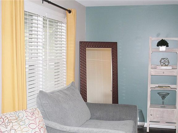 3rd image of 8346 Warrington Dr