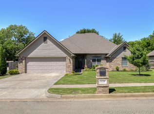 2125 Turtle Crk, Bartlesville, OK 74006