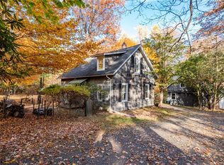 106 Old Mountain Rd N, Nyack, NY 10960