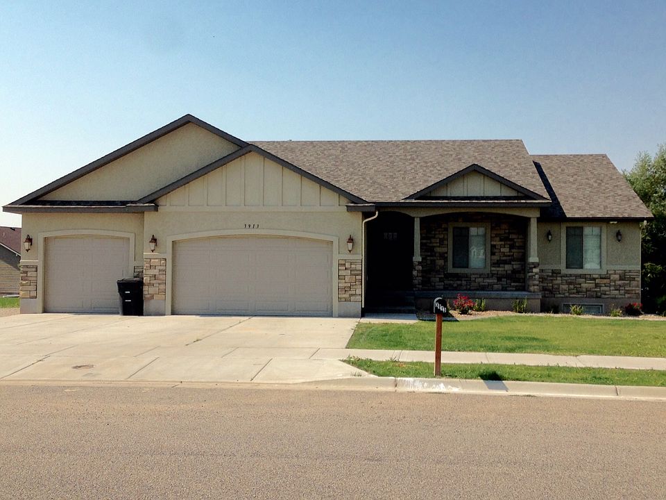 1st image of 3913 E Lakefield Ln