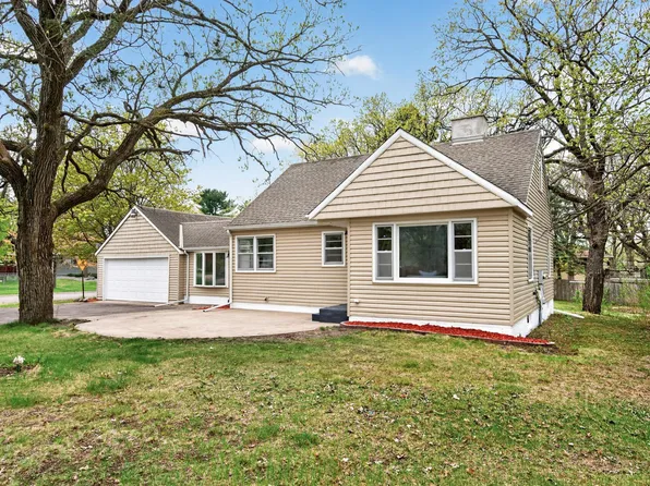 12122 Crooked Lake Blvd NW, Coon Rapids, MN 55433
