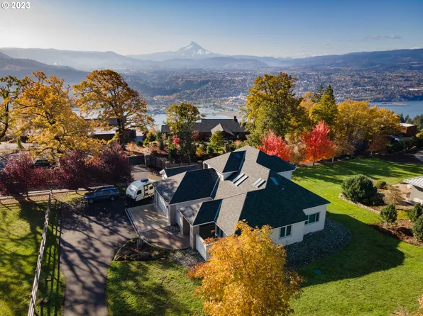 619 NW Strawberry Mountain Rd, White Salmon, WA 98672