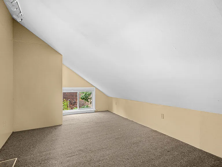 10-12 S 16th Ave E #10 — Photo 15