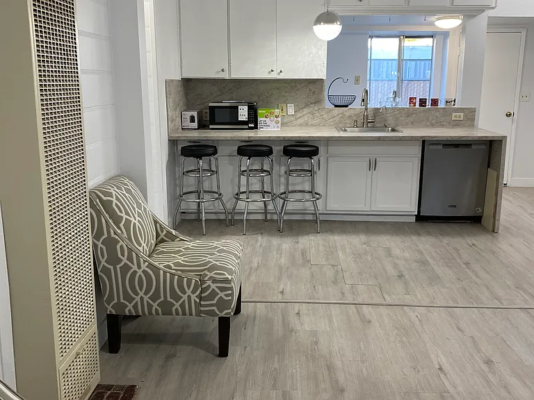 4208 Tuller Ave — Photo 29