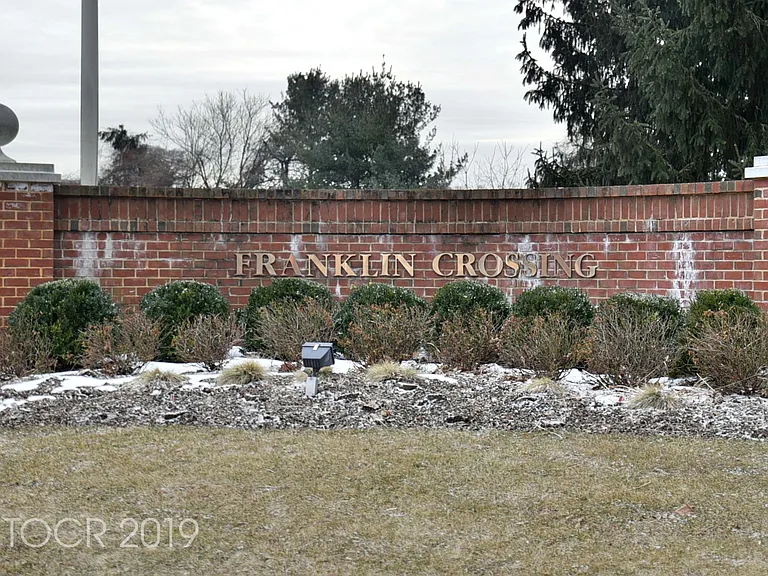 1094 Coventry Way — Photo 9