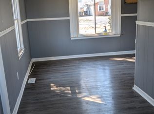 11271 Ziegler St, Taylor, MI 48180