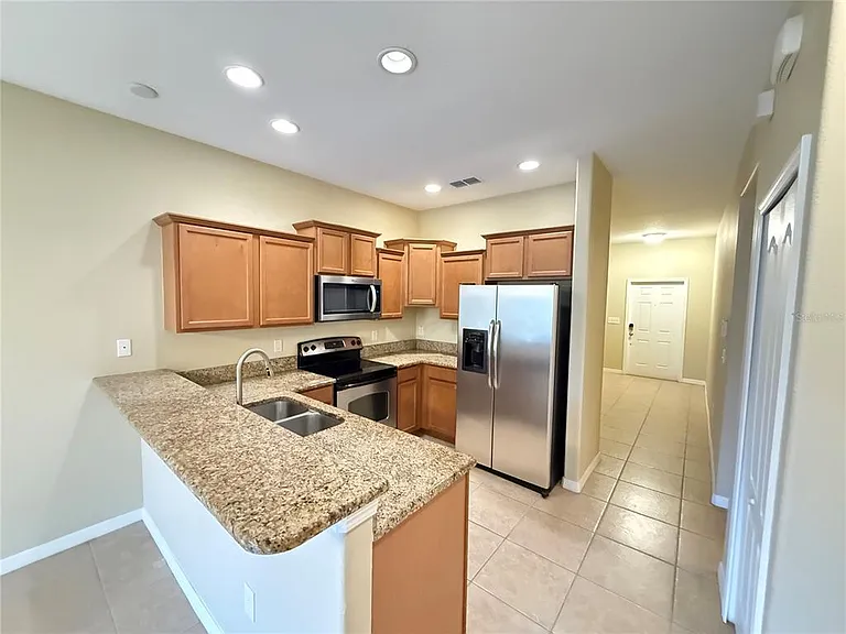 11064 Savannah Landing Cir — Photo 4