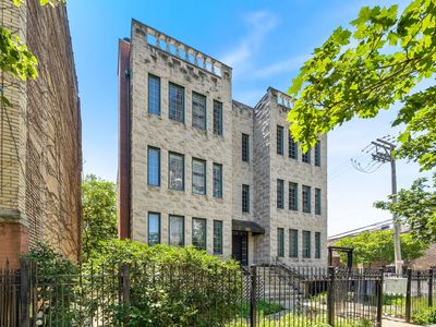 825 W Eastwood Ave APT 3W, Chicago, IL, 60640