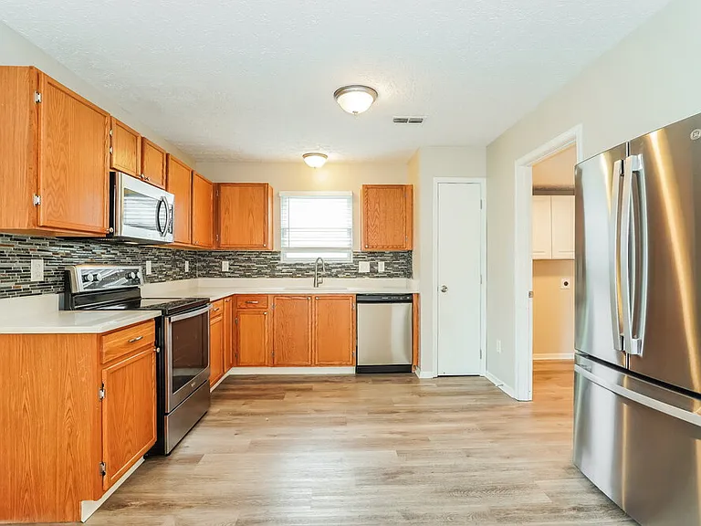 9202 Rhode Island Way — Photo 9