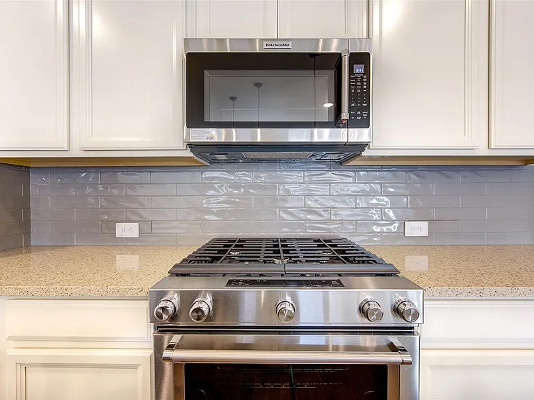10329 Harmon Smith Dr — Photo 17