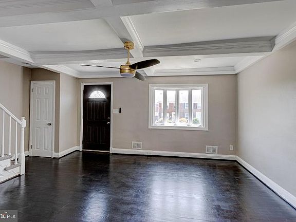 3rd image of 3526 Parklawn Ave