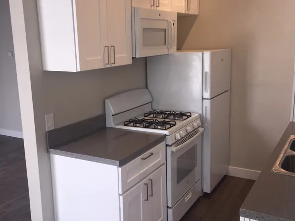 806 Surfrider Way, Oceanside, CA