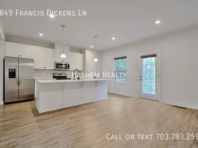 7849 Francis Dickens Ln — Photo 2