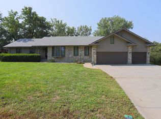 1109 Simms Ave, Council Bluffs, IA 51503