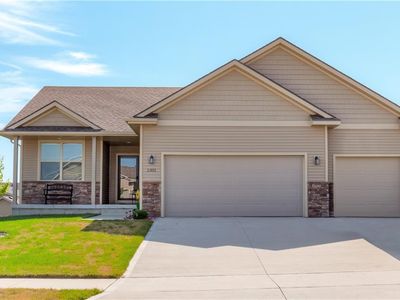 1301 NW Sunset Ln, Grimes, IA, 50111