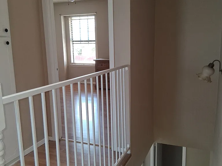 910 Southmoor Dr #910 — Photo 8