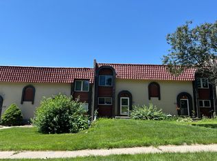 5110 N 105th St, Omaha, NE 68134